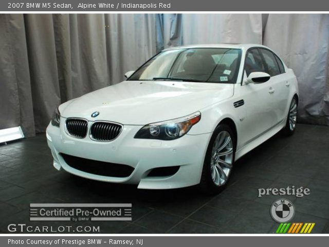 2007 BMW M5 Sedan in Alpine White