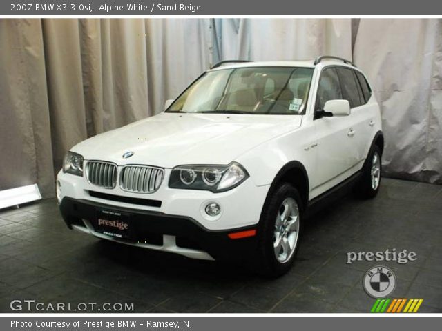 2007 BMW X3 3.0si in Alpine White