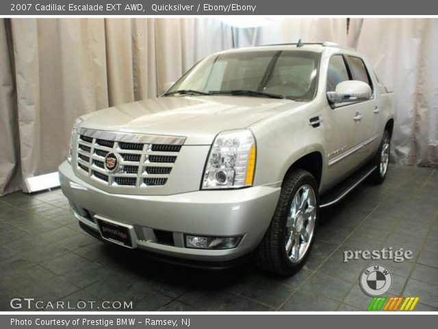 2007 Cadillac Escalade EXT AWD in Quicksilver