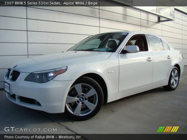 2007 BMW 5 Series 530xi Sedan in Alpine White