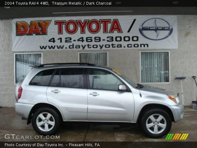 2004 Toyota RAV4 4WD in Titanium Metallic