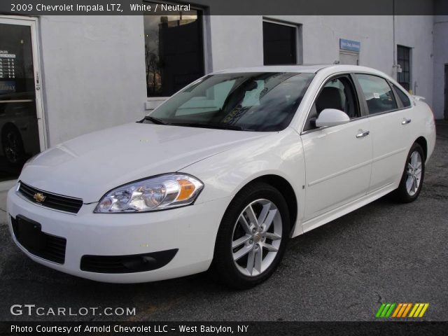 2009 Chevrolet Impala LTZ in White