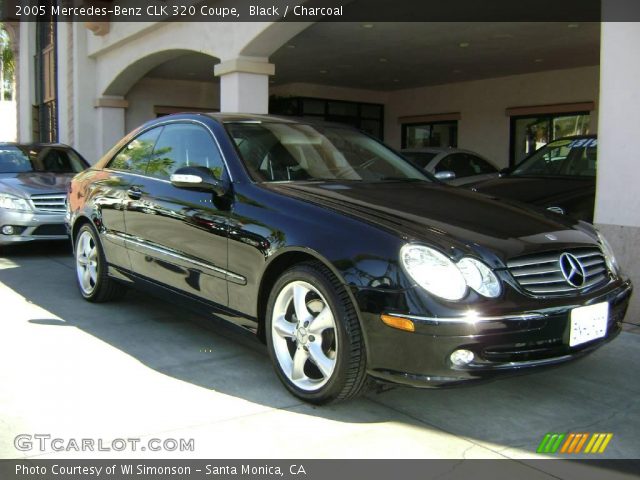 2005 Mercedes-Benz CLK 320 Coupe in Black