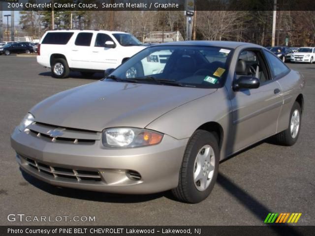2004 Chevrolet Cavalier Coupe in Sandrift Metallic