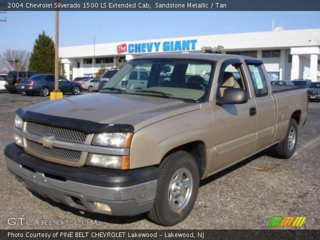 2004 Chevrolet Silverado 1500 LS Extended Cab in Sandstone Metallic