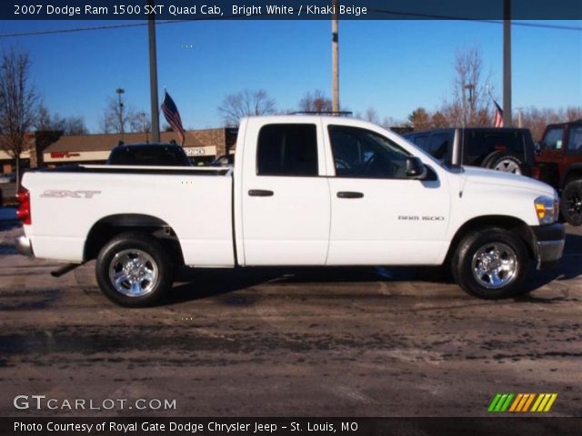 2007 Dodge Ram 1500 SXT Quad Cab in Bright White