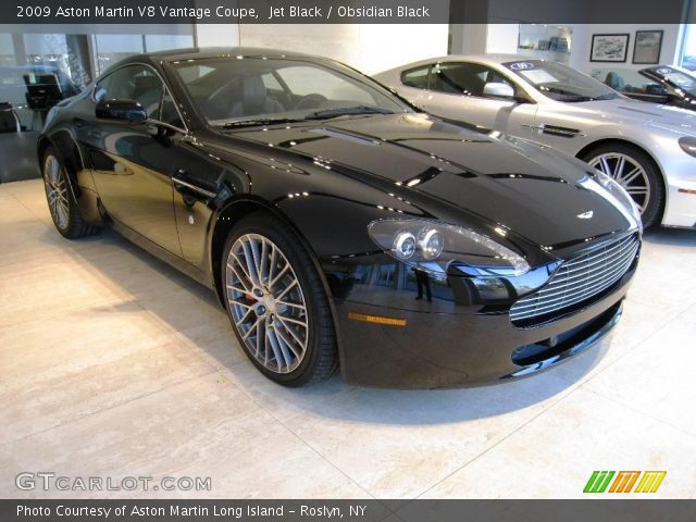 2009 Aston Martin V8 Vantage Coupe in Jet Black