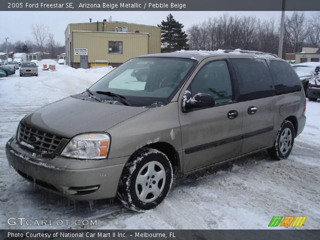 2005 Ford Freestar SE in Arizona Beige Metallic