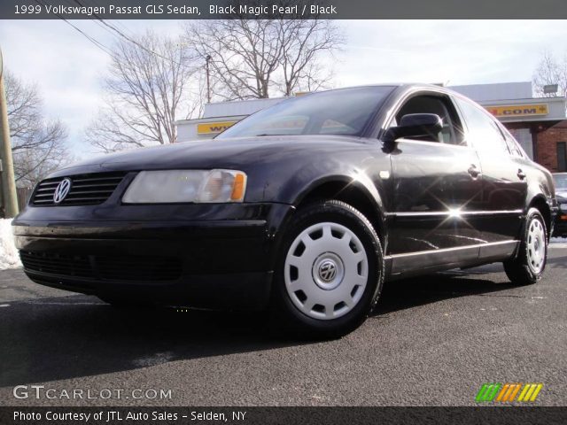 1999 Volkswagen Passat GLS Sedan in Black Magic Pearl