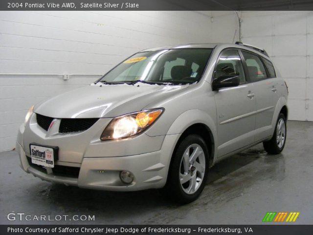 2004 Pontiac Vibe AWD in Satellite Silver