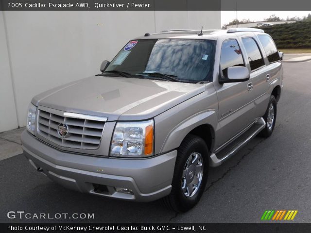 2005 Cadillac Escalade AWD in Quicksilver