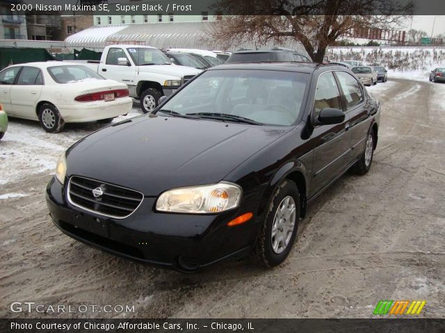 2000 Nissan Maxima SE in Super Black