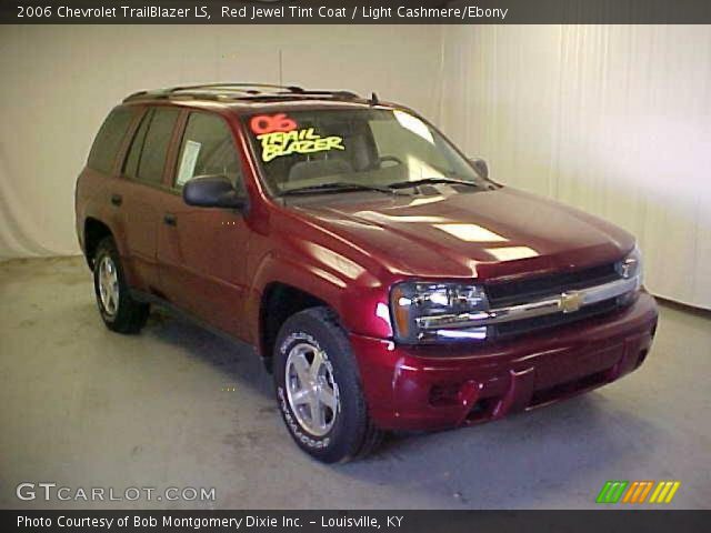 2006 Chevrolet TrailBlazer LS in Red Jewel Tint Coat