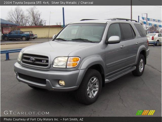 2004 Toyota Sequoia SR5 4x4 in Silver Sky Metallic