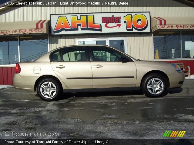 2005 Chevrolet Malibu Sedan in Light Driftwood Metallic