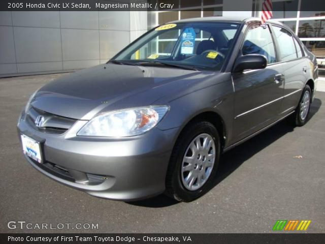 2005 Honda Civic LX Sedan in Magnesium Metallic