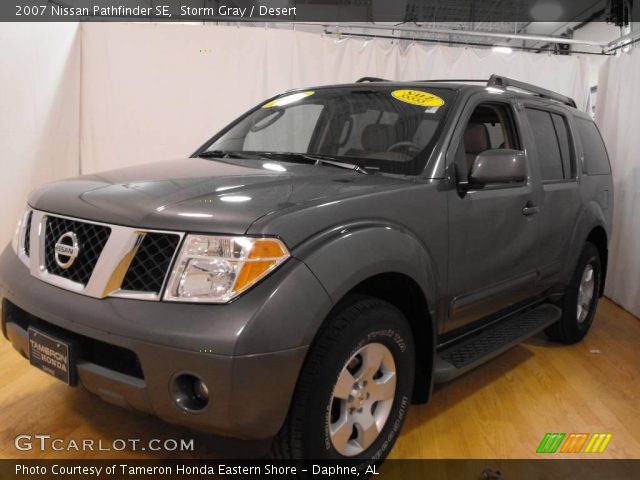 2007 Nissan Pathfinder SE in Storm Gray
