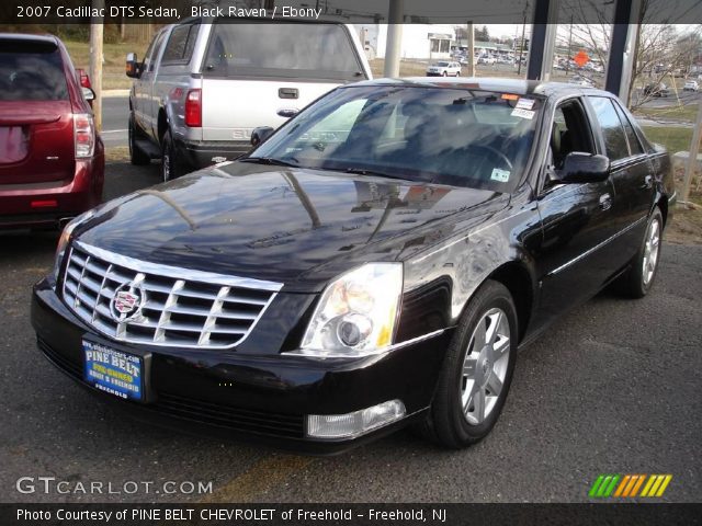 2007 Cadillac DTS Sedan in Black Raven