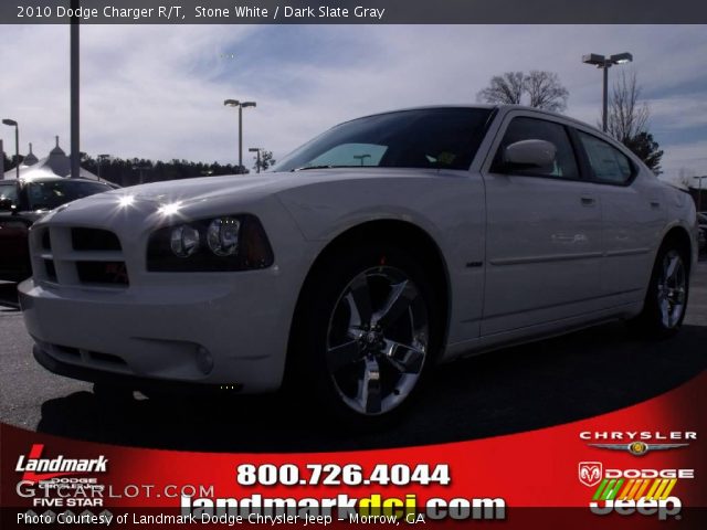 2010 Dodge Charger R/T in Stone White