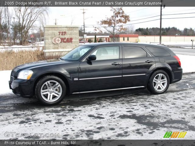 2005 Dodge Magnum R/T in Brilliant Black Crystal Pearl