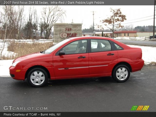 2007 Ford Focus ZX4 SE Sedan in Infra-Red
