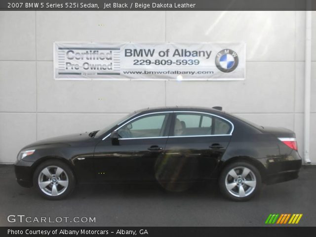 2007 BMW 5 Series 525i Sedan in Jet Black