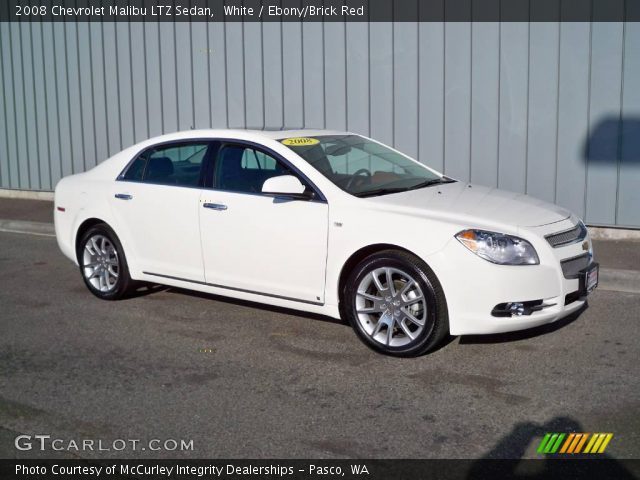 2008 Chevrolet Malibu LTZ Sedan in White