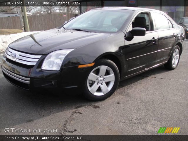 2007 Ford Fusion SE in Black