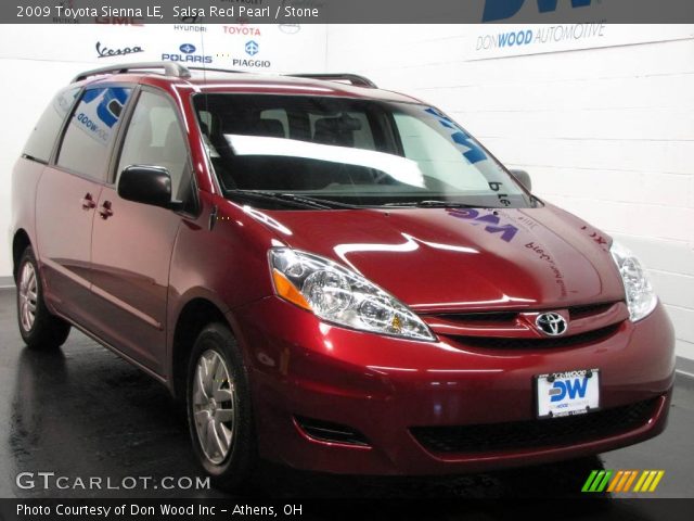 2009 Toyota Sienna LE in Salsa Red Pearl