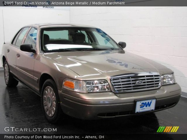 2005 Ford Crown Victoria  in Arizona Beige Metallic