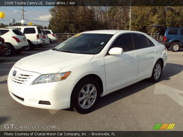 2008 Toyota Camry LE in Super White