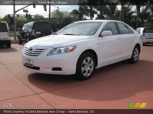 2007 Toyota Camry LE in Super White