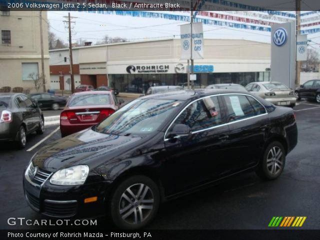 2006 Volkswagen Jetta 2.5 Sedan in Black