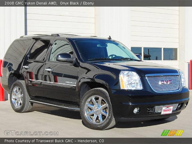 2008 GMC Yukon Denali AWD in Onyx Black