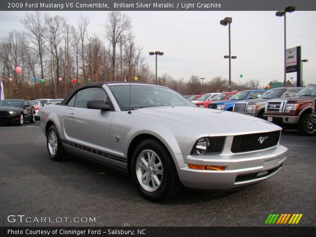 2009 Ford Mustang V6 Convertible in Brilliant Silver Metallic