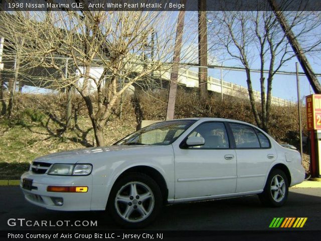 1998 Nissan Maxima GLE in Arctic White Pearl Metallic