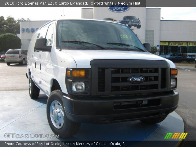 2010 Ford E Series Van E250 Cargo Extended in Oxford White