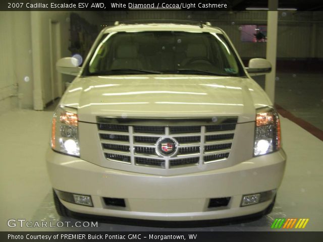 2007 Cadillac Escalade ESV AWD in White Diamond