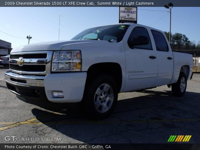 Chevrolet Silverado 15 Xfe. Summit White 2009 Chevrolet Silverado 1500 LT XFE Crew Cab with Light