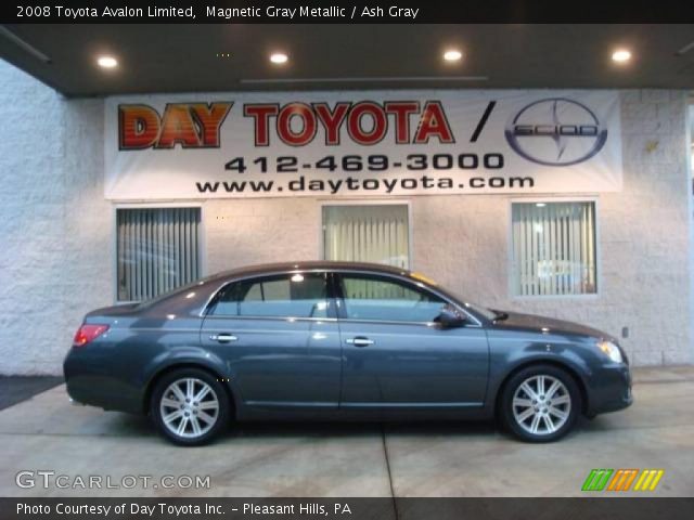 2008 Toyota Avalon Limited in Magnetic Gray Metallic