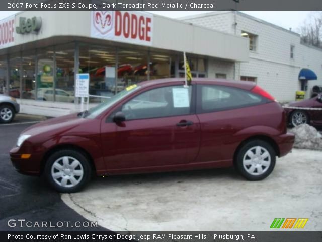 2007 Ford Focus ZX3 S Coupe in Dark Toreador Red Metallic