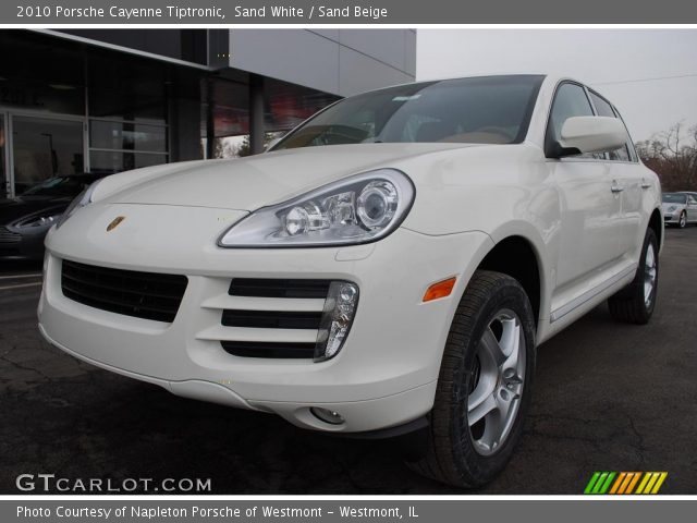 2010 Porsche Cayenne Tiptronic in Sand White