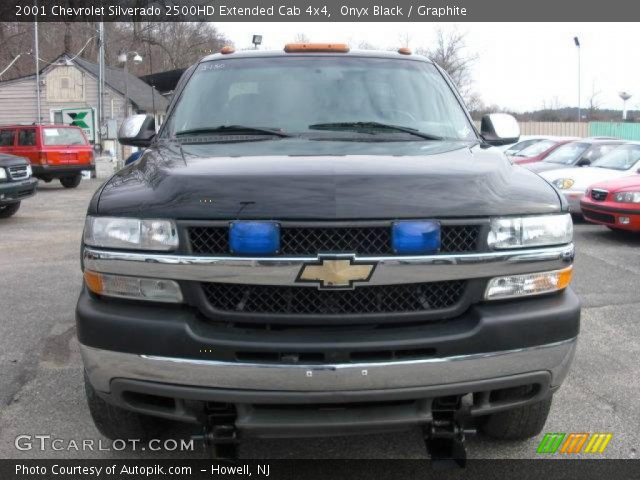 2001 Chevrolet Silverado 2500HD Extended Cab 4x4 in Onyx Black