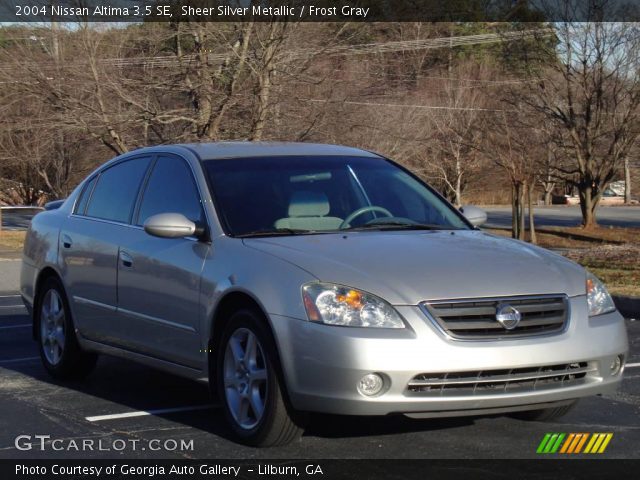 2004 Nissan Altima 3.5 SE in Sheer Silver Metallic