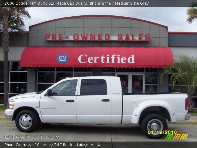 2006 Dodge Ram 3500 SLT Mega Cab Dually in Bright White