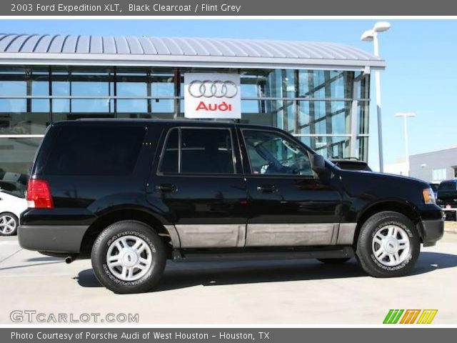 2003 Ford Expedition XLT in Black Clearcoat