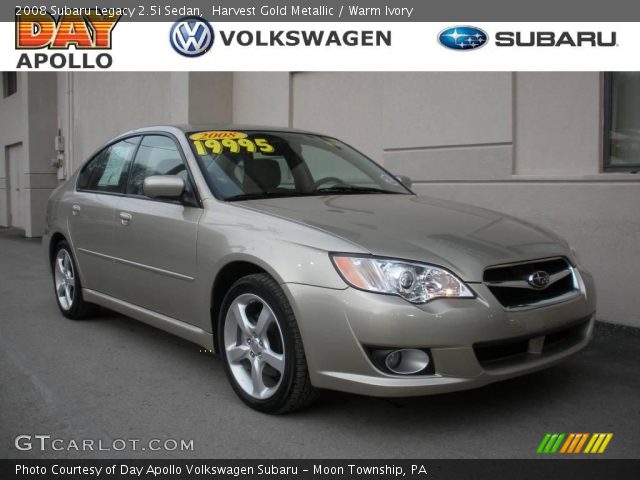 2008 Subaru Legacy 2.5i Sedan in Harvest Gold Metallic