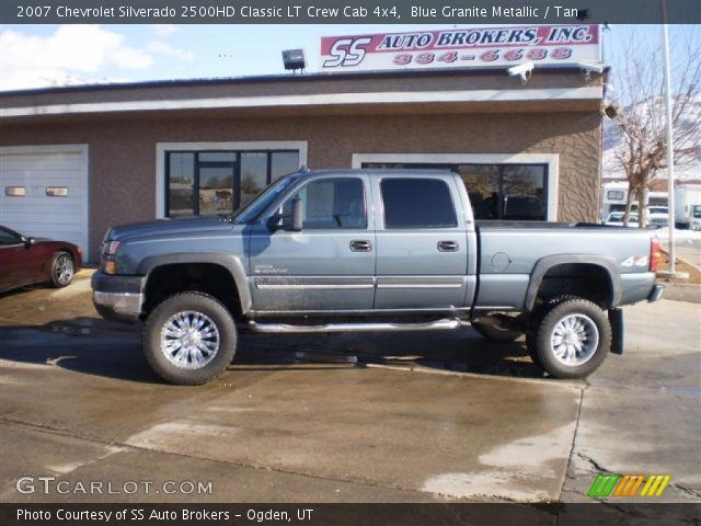 2007 Chevrolet Silverado 2500HD Classic LT Crew Cab 4x4 in Blue Granite Metallic