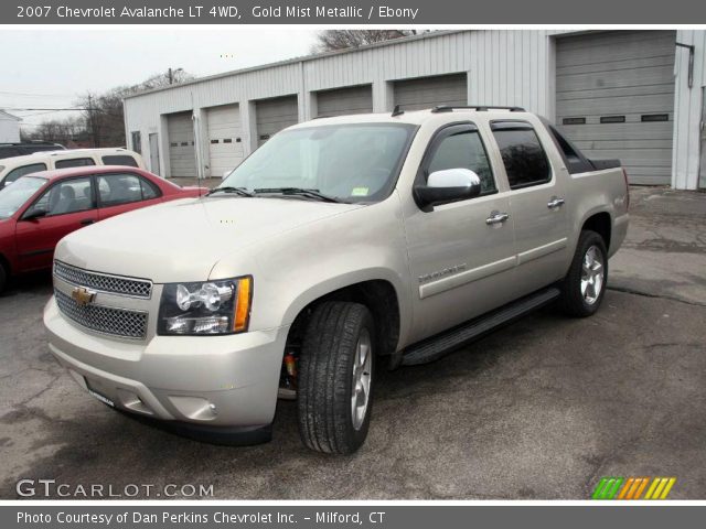 2007 Chevrolet Avalanche LT 4WD in Gold Mist Metallic