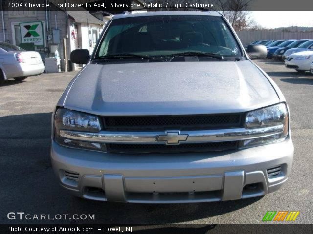 2004 Chevrolet TrailBlazer LS 4x4 in Silverstone Metallic